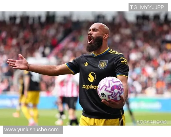 曼联前锋跑位混乱严重影响阿莫林战术执行加纳乔霍伊伦德配合失误